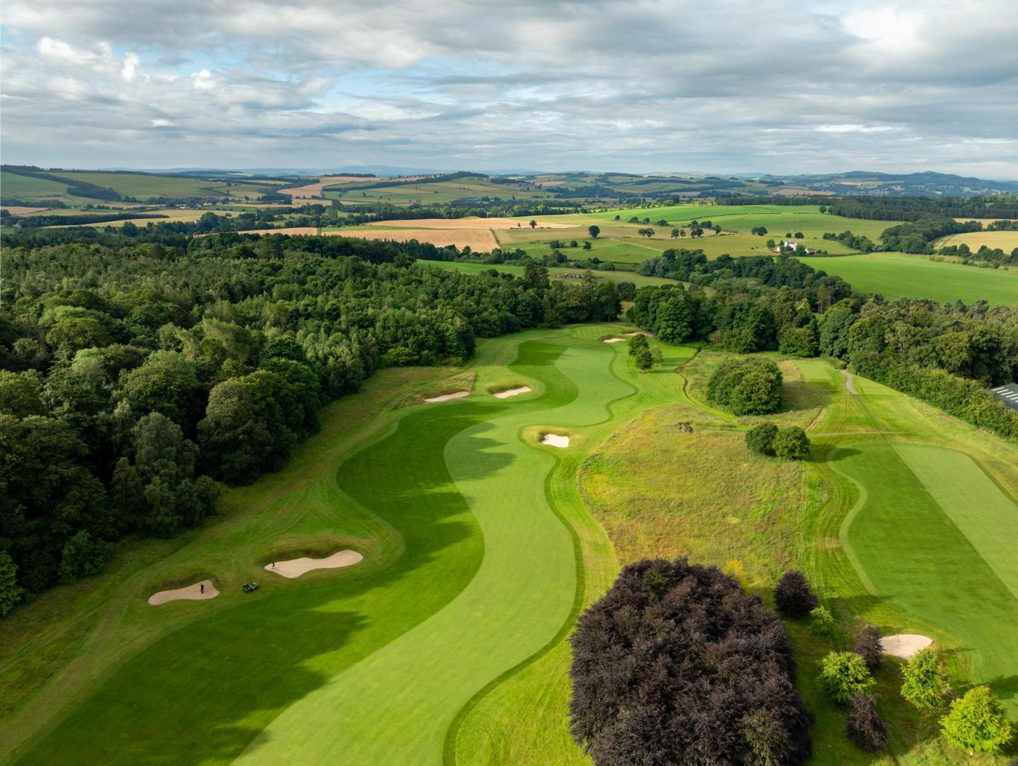 Schloss Roxburghe, Part Of Destination By Hyatt Kültér fotó The 18th hole at the 2019 Women's Open