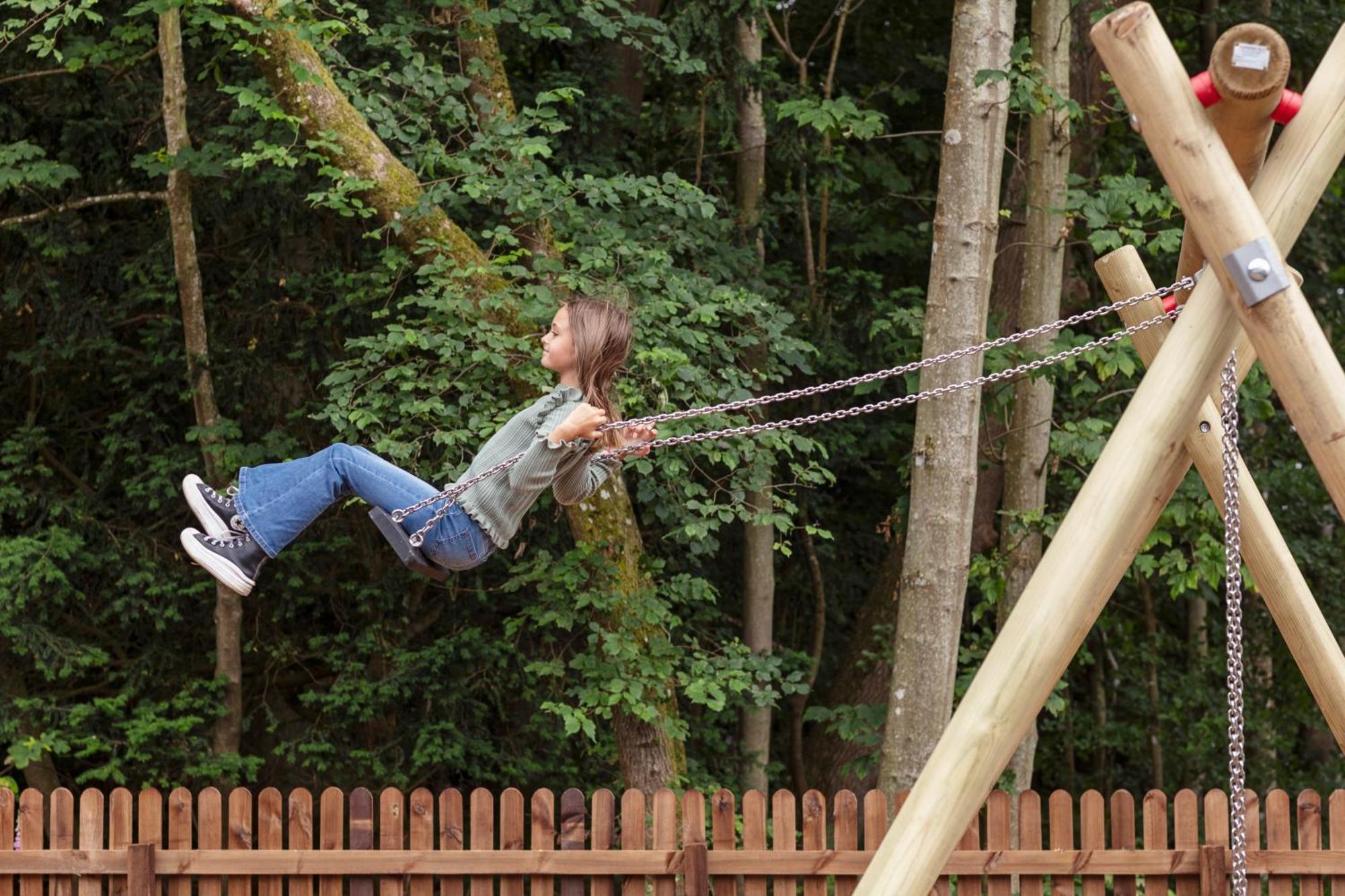 Schloss Roxburghe, Part Of Destination By Hyatt Kültér fotó A child on a swing