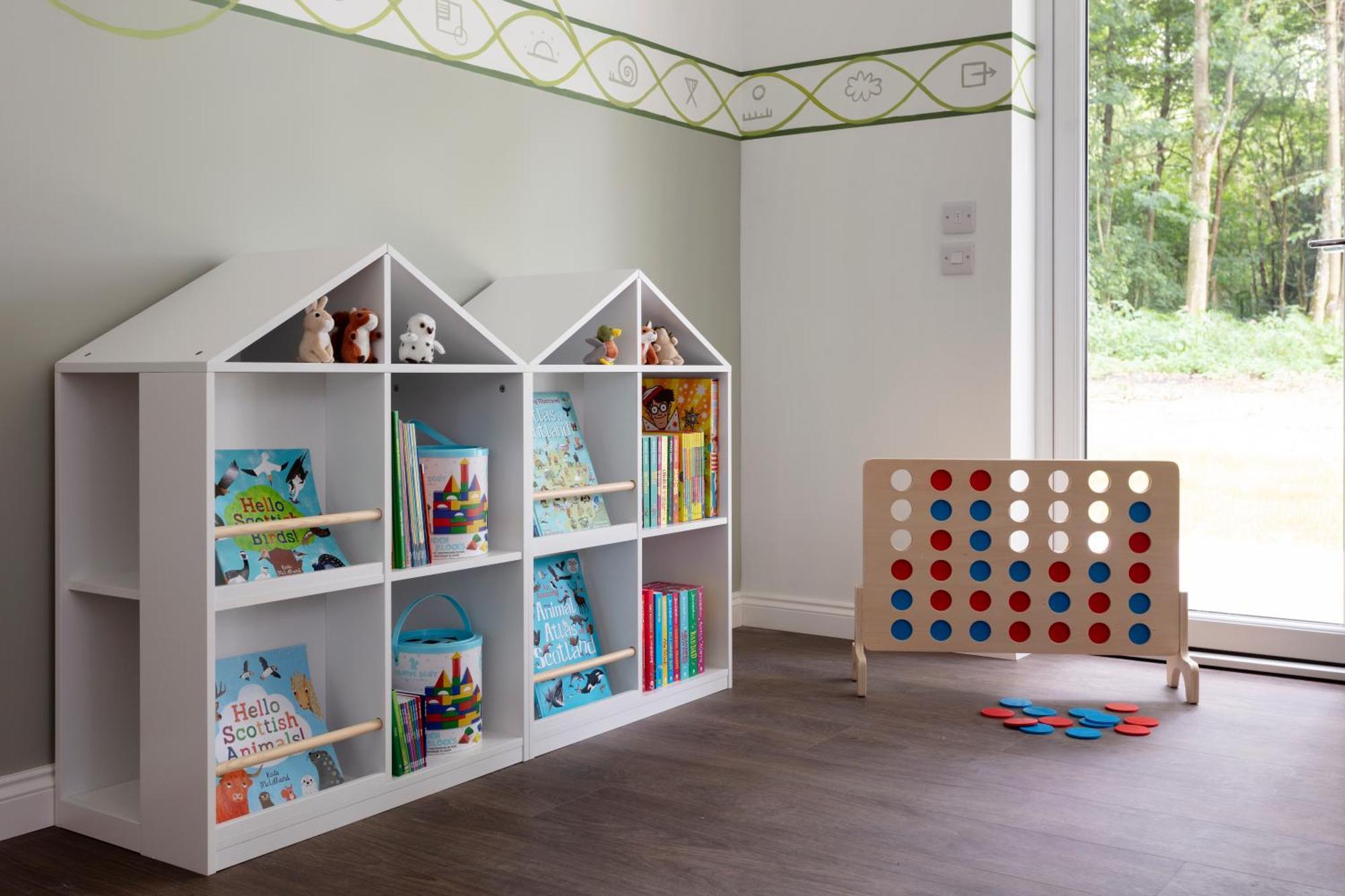 Schloss Roxburghe, Part Of Destination By Hyatt Kültér fotó A children's bookcase